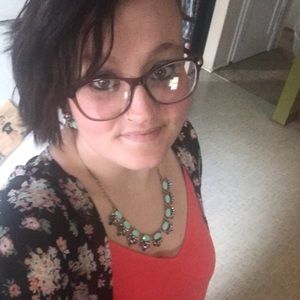 Meet your Posher, Rebekkah